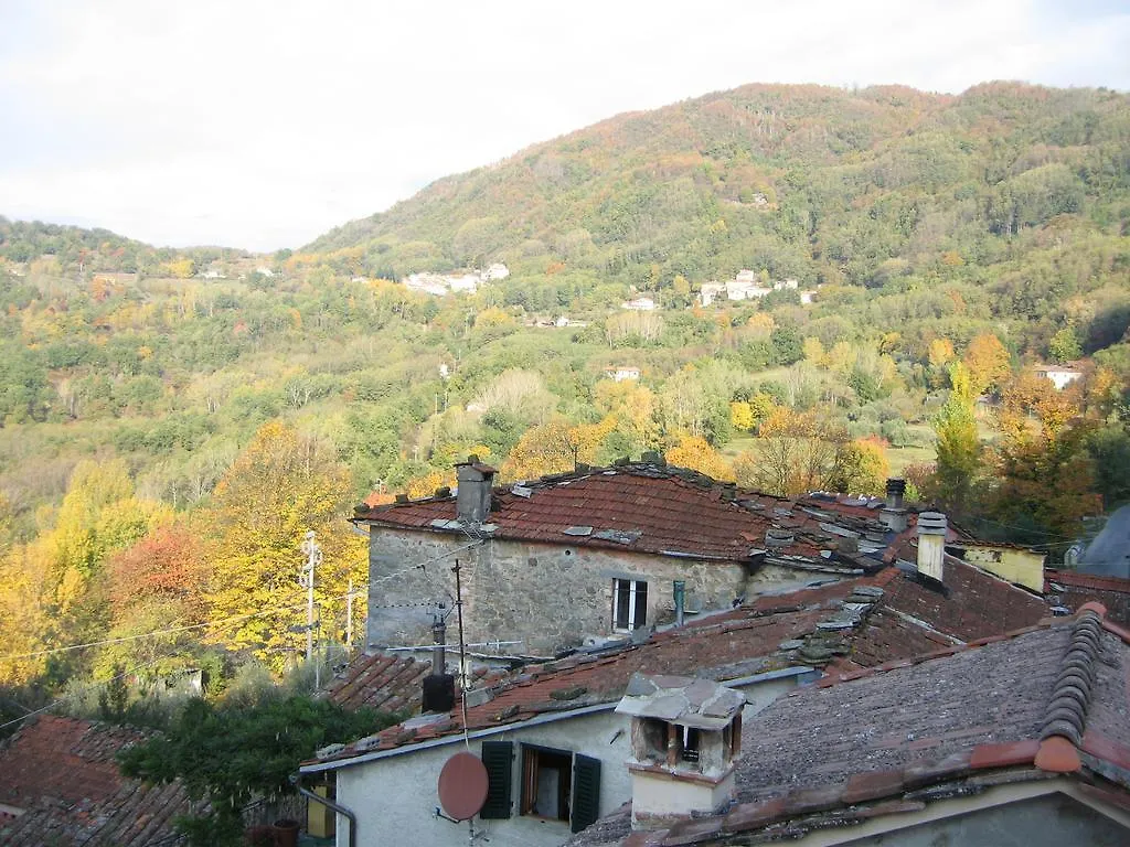 Country house Gombereto 10 Guest House Bagni di Lucca Italy